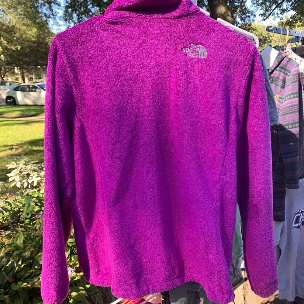 Woman’s North Face jacket size M